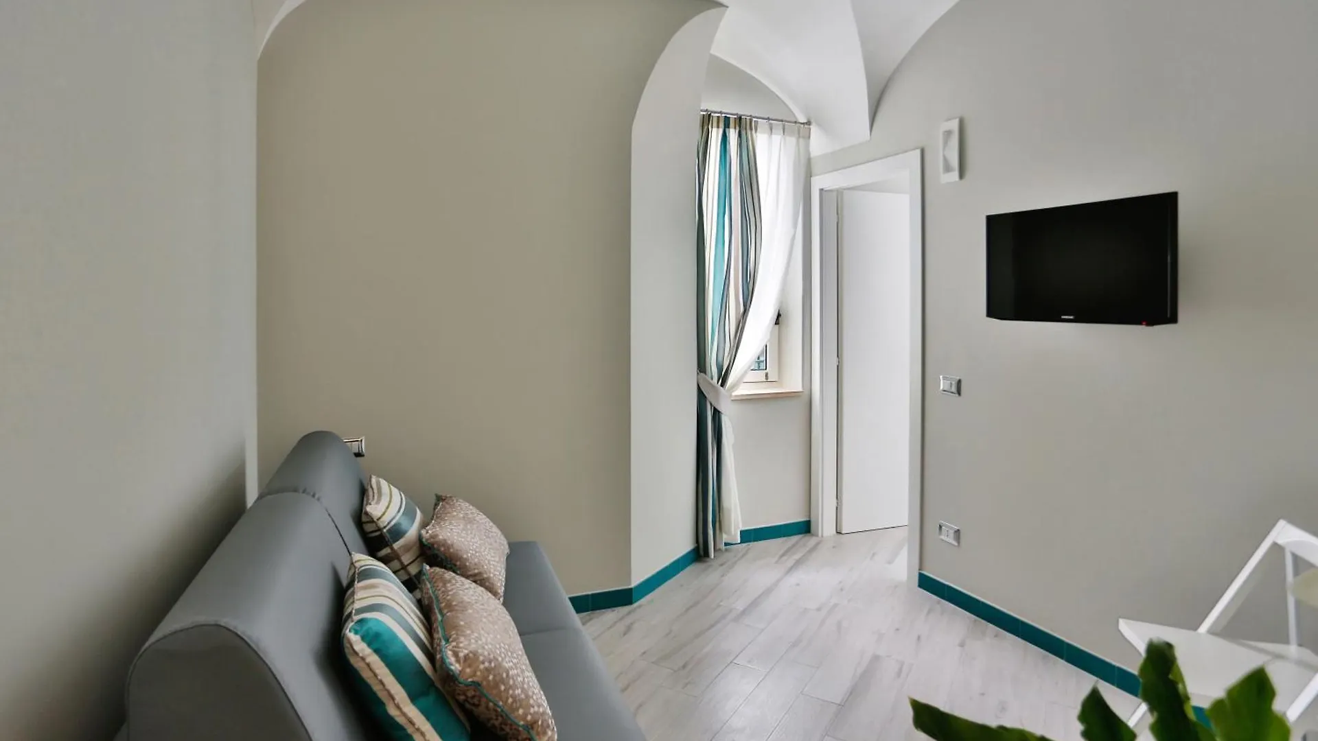 Amalfi Apartments Design Centro Storico Apartahotel