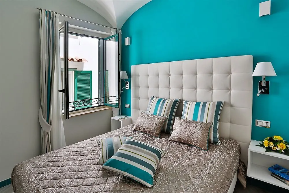 Amalfi Apartments Design Centro Storico 0*,
